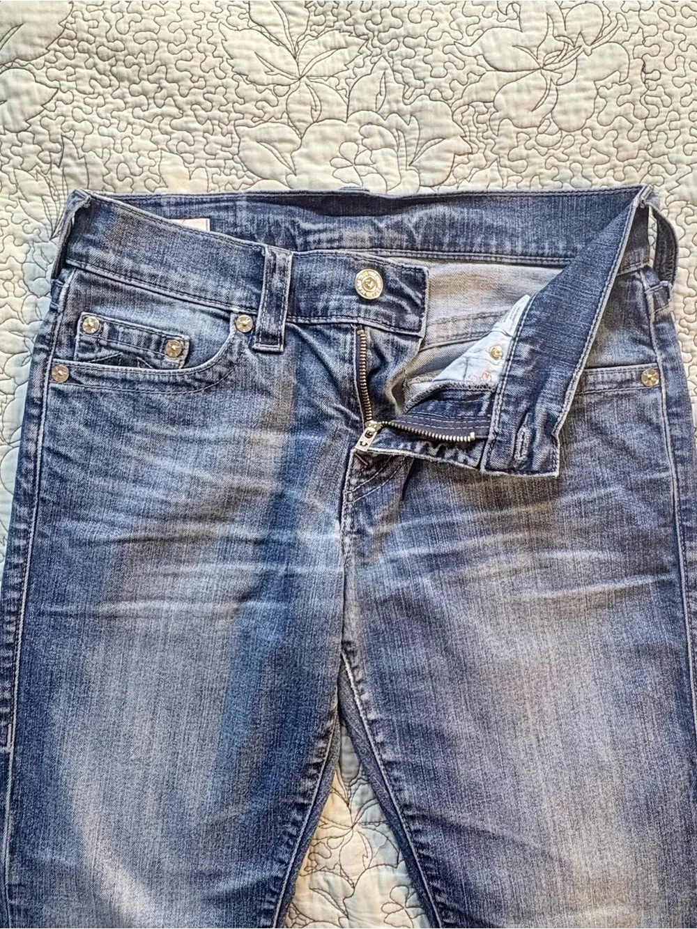 💥 True Religion Geno Relaxed Slim Jeans Men’s 29x30 Medium Wash Stretch Denim🧡